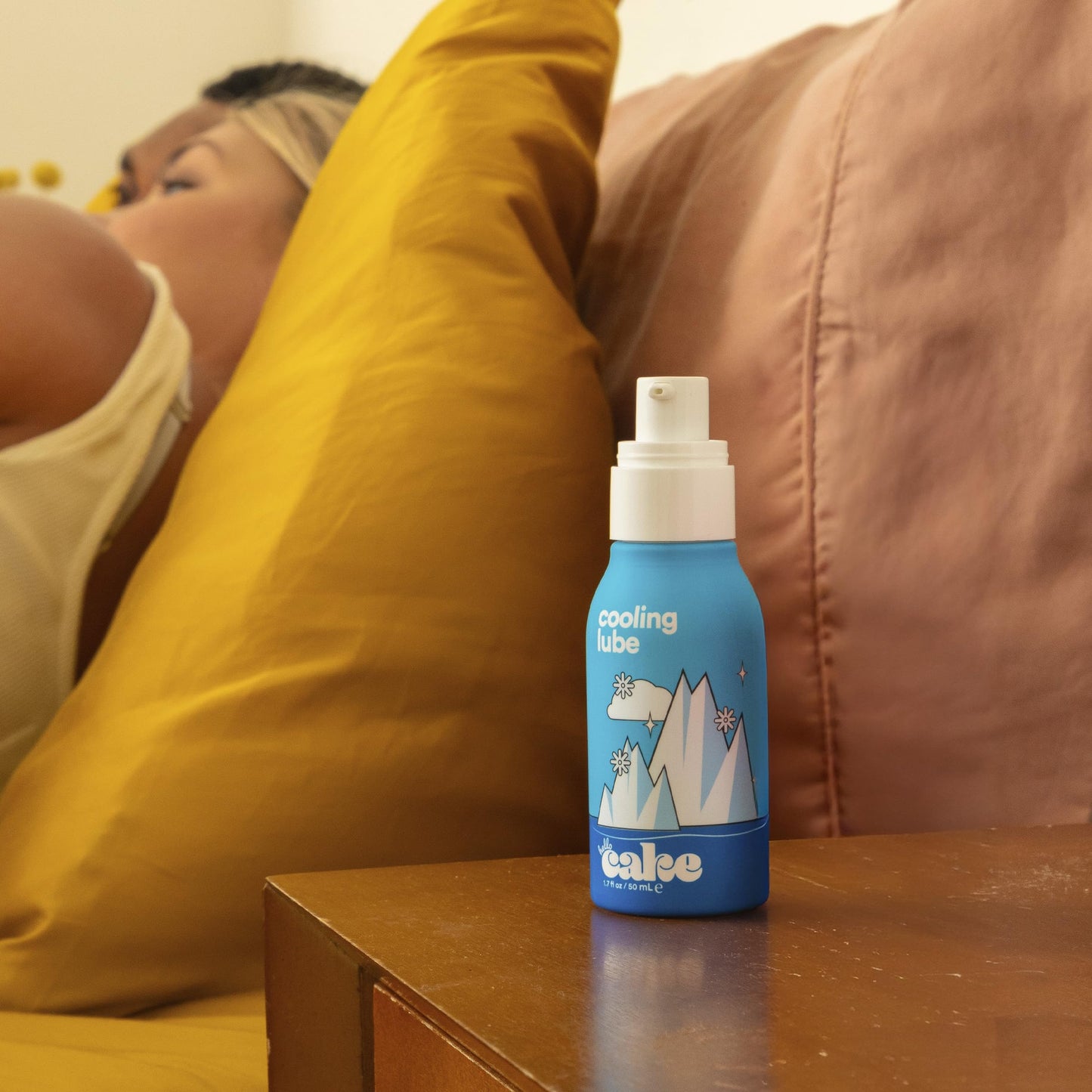 Hello Cake Warming & Cooling Personal Lubricant - Water-Based Sensations Lube for a Tingling & Steamy Experience - Condom Compatible Lubricant for Men, Women, & Couples, 1.7 fl oz